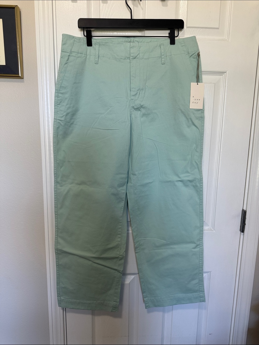 A new day women’s Straight-Leg Chinos in Mint Green Sz 12 NWT